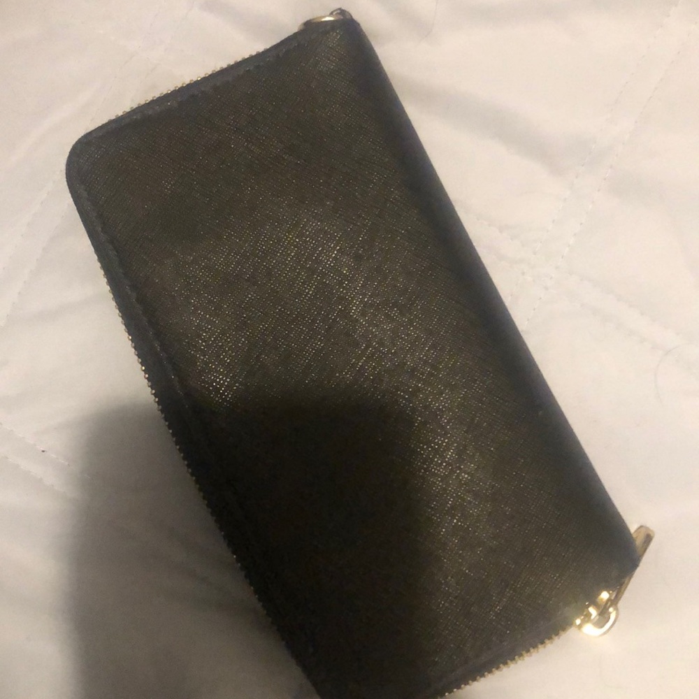 Wallet - Picture 2 of 6
